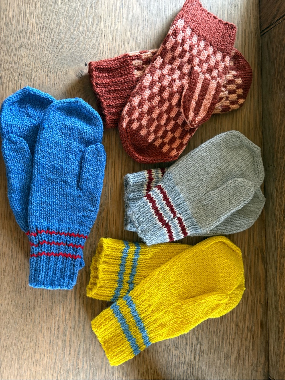 Handmade Knit Mittens Bundle - 4 Pairs Vintage Style Winter Mitts Multi-Color